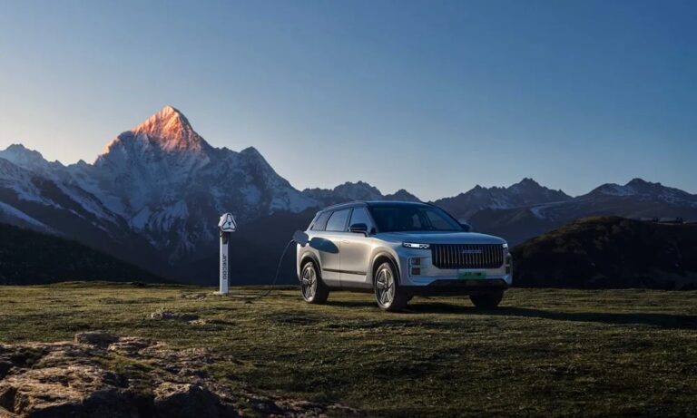 JAECOO J7 SHS: The Self-Charging SUV That Delivers More Than Just Range
