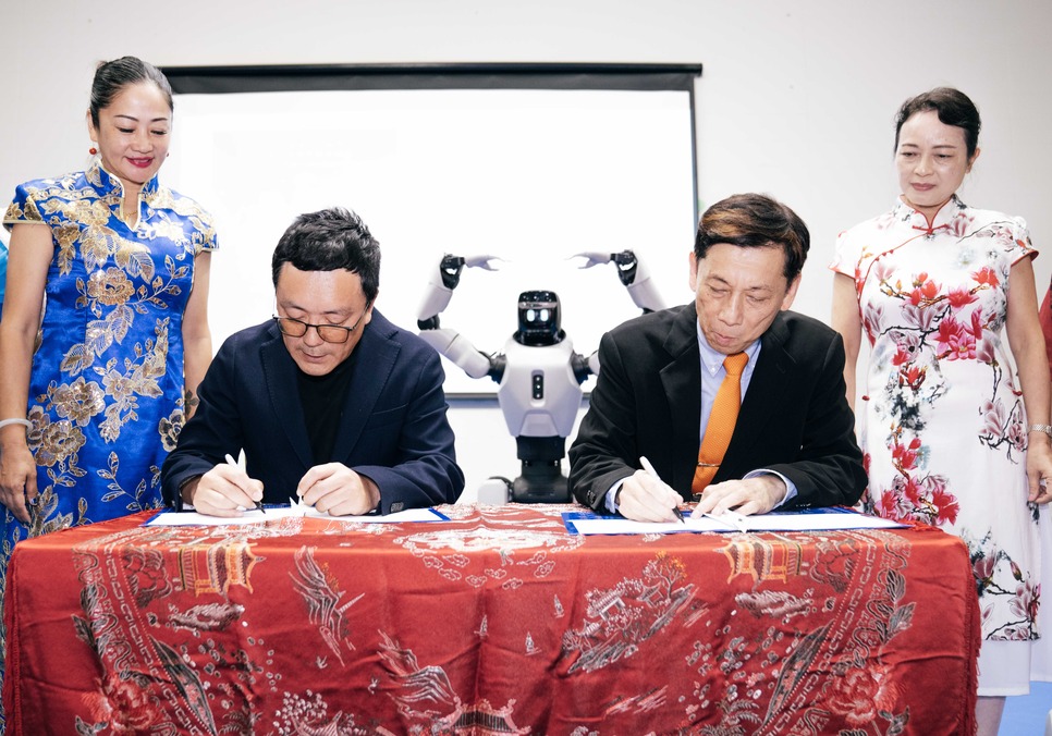 0310_NS robot delivery in Texas_FINAL 1