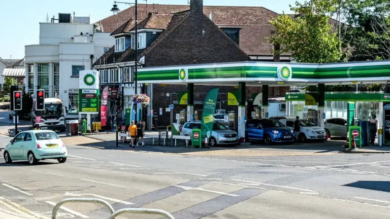 Fuel price crisis risks pushing small firms to brink as pressure mounts on chancellor - fuel price