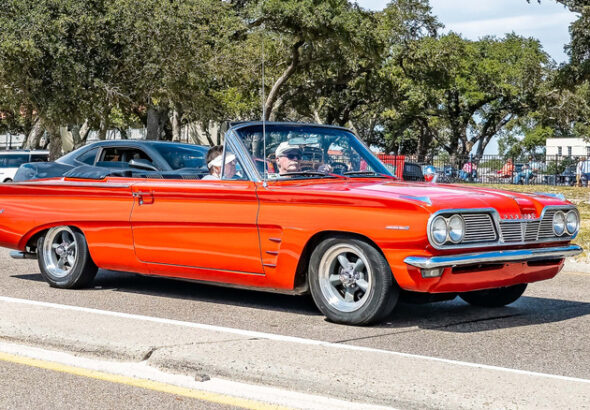 5 Vintage Cars That Would Make Awesome Hot Rods - vintage cars