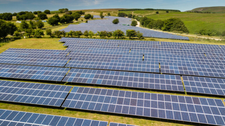 Britain smashes solar records as ministers greenlight country’s largest solar farm - britain smashes