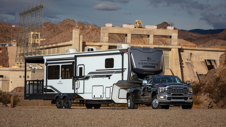 Not Many Trucks Can Tow A 15,000 LB RV - Here's What You'd Have To Settle With - many trucks