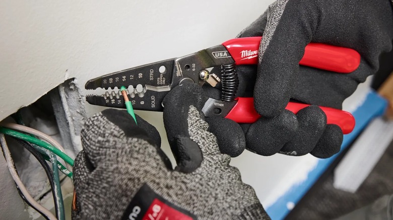 4 New Milwaukee Hand Tools & Organizers Coming Out In Summer 2026 - milwaukee hand