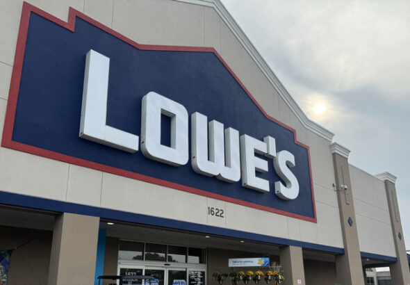 13 Lowe's Tools Beginners Should Steer Clear Of - lowe's tools