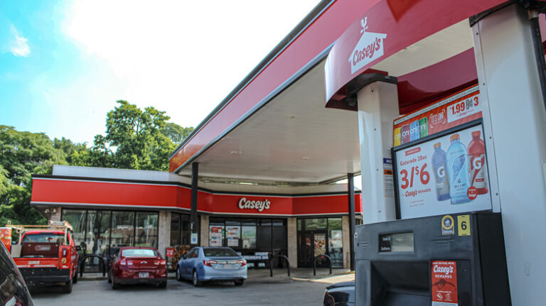 Who Owns Casey's Gas Stations? - owns casey's