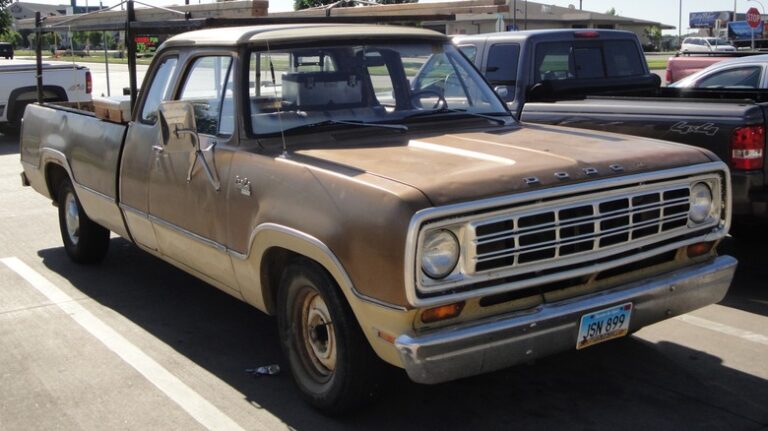 Not Ford, Not Chevy: This Automaker Made The First Extended Cab Truck - ford chevy