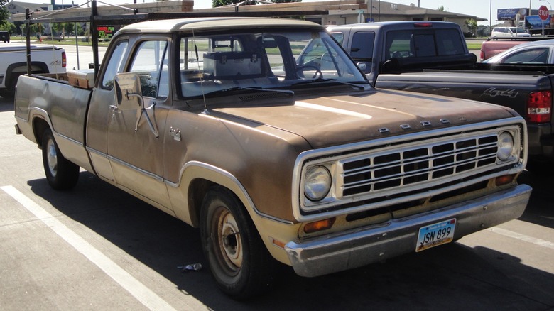 Not Ford, Not Chevy: This Automaker Made The First Extended Cab Truck - ford chevy