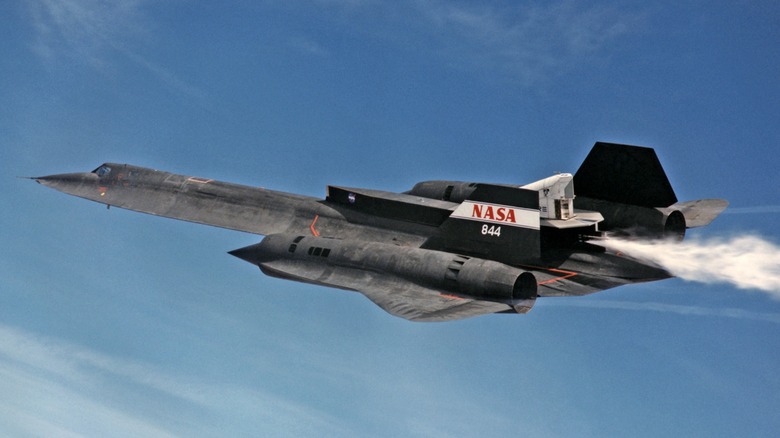 NASA Once Tricked Its Own Government By Hiding An SR-71 In Plain Sight - nasa once
