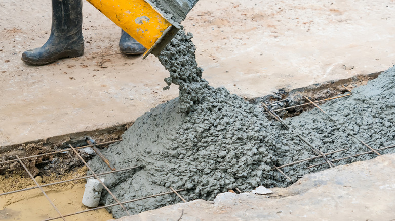 5 Common Mistakes People Make When Pouring Concrete - common mistakes