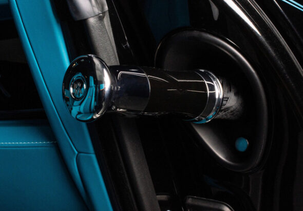 Five Weird Features Found In Luxury Vehicles You'll Wish Your Everyday Driver Had - five weird
