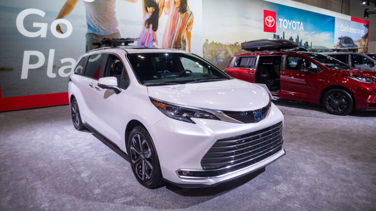 5 Toyotas That Are Great For Seniors - toyotas great