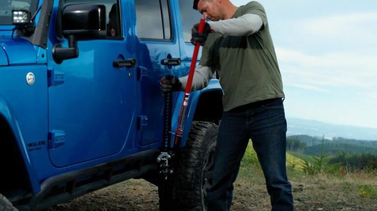 5 Harbor Freight Automotive Finds Under $100 Users Say Are Worth Buying - harbor freight