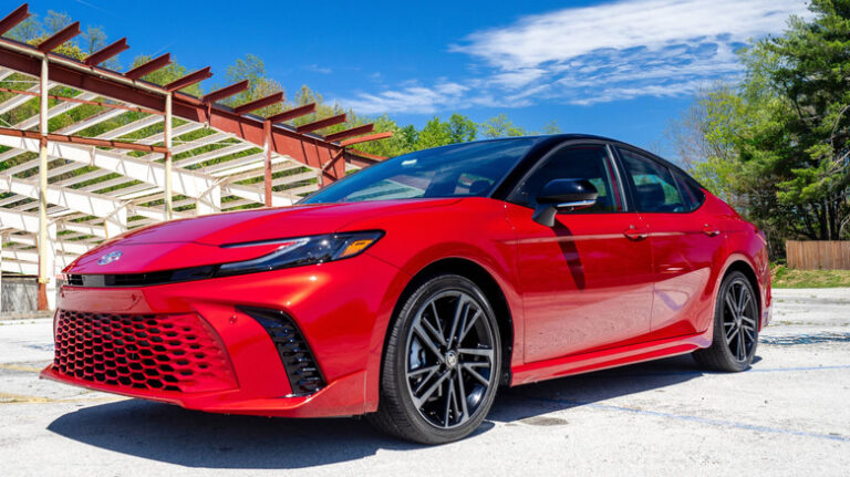 I Knew The 2026 Camry Was Frugal, But Toyota's Hybrid Sedan Is More Than Just The Value Choice - knew camry