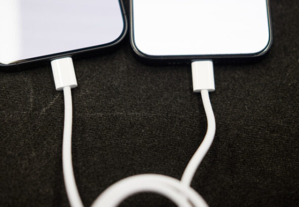 5 Devices You Probably Didn't Realize You Can Charge With Your iPhone - devices probably