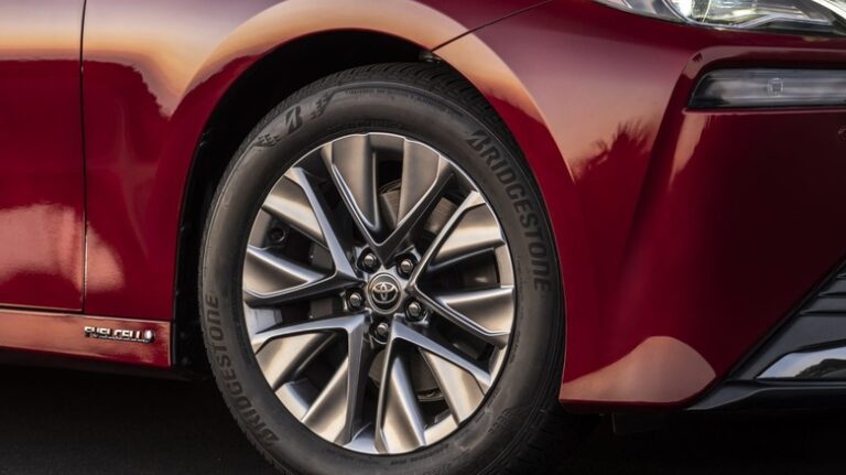 This Overlooked Toyota Model Has Surprisingly Low 10-Year Maintenance Costs - overlooked toyota
