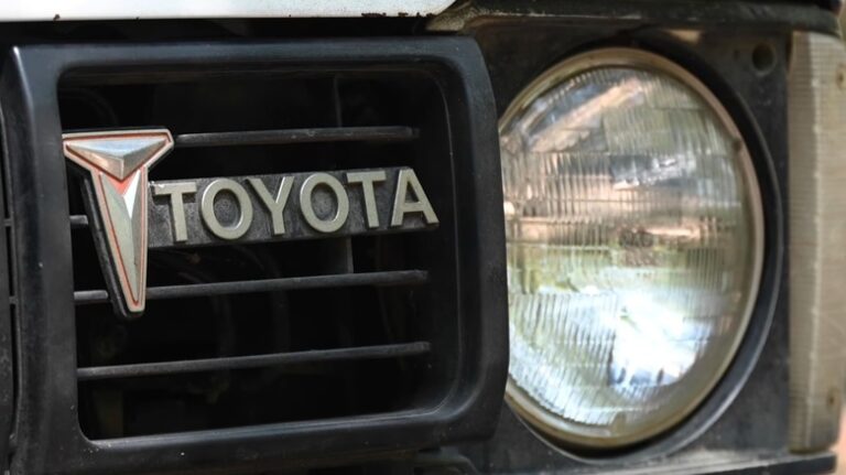This Toyota Revolutionized The Compact 4WD Pickup Truck - toyota revolutionized