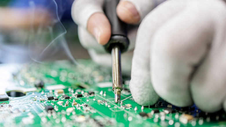 5 Common Mistakes People Make When Soldering - common mistakes