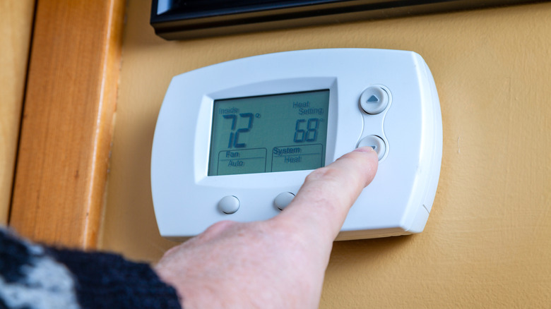 Should You Keep Your HVAC Set To 'On' Or 'Auto' In Summer? - keep your