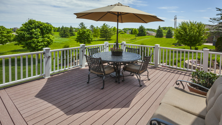 5 Amazon Tech Finds That Can Upgrade Your Deck - amazon tech