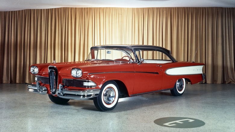 Before Modern Gear Shifters, Automakers In The '50s Used A Method Ahead Of Its Time - before modern