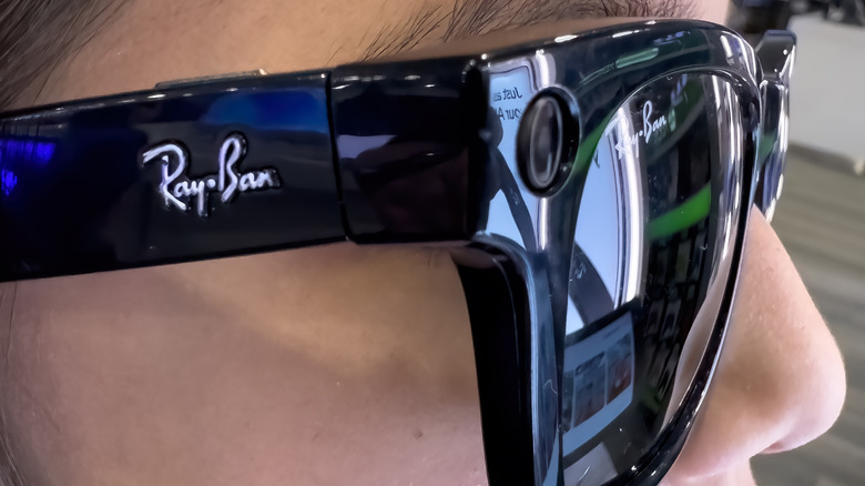 New Proposed Law Aims To Put A Recording Light On All Smart Glasses - proposed aims