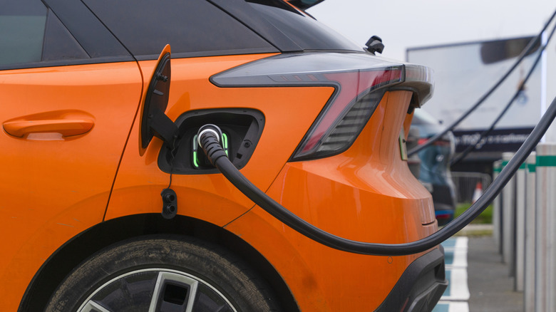 Your EV Could Make You Money While It's Parked, But Might Cost You In The Long Run - your make