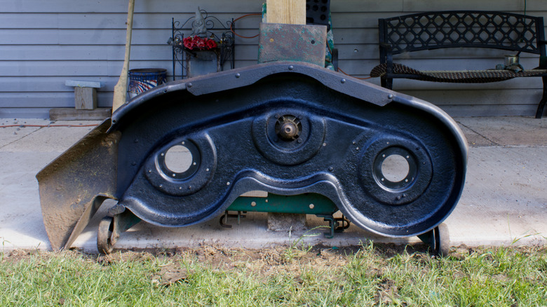 Should You Paint The Underside Of A Mower Deck? - paint underside