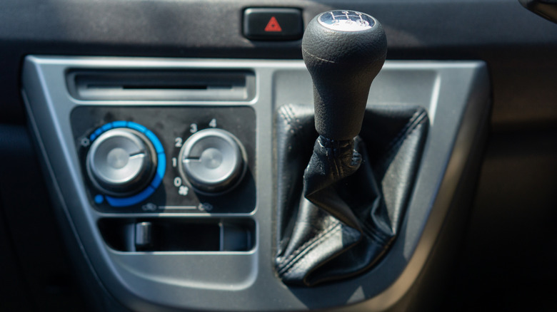 4 Common Problems With Gear Shifters - common problems