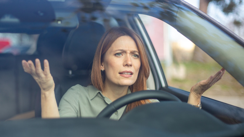 If There Isn't A Speed Limit Sign Anywhere In Sight, Here's What You Should Do - there isn't